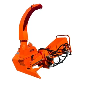 Broyeur de branches lourd LIDERFARM avec ameneur hydraulique - jusqu'à Ø 150 mm