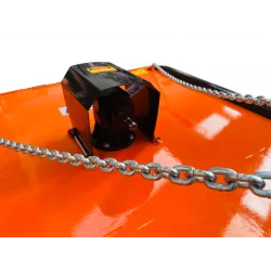 Gyrobroyeur à triple chaînes LIDERFARM 1,40 m pour tracteur 3 points – Image 2