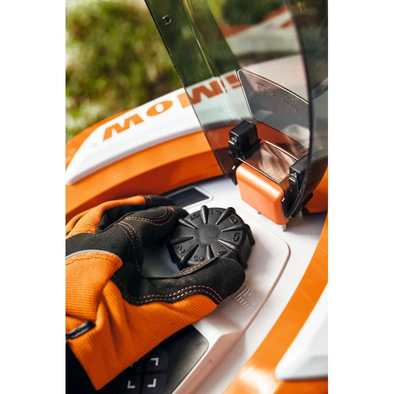 Robot tondeuse STIHL RMI 422 iMOW - jusqu'à 800 m² – Image 7
