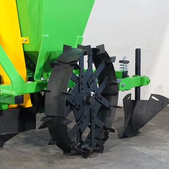 Planteuse de pommes de terre Giemme PT 65 pour micro-tracteur – Image 2